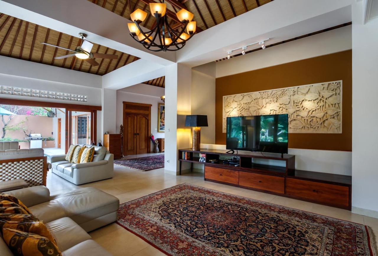 Villa Kembar Ubud Buitenkant foto