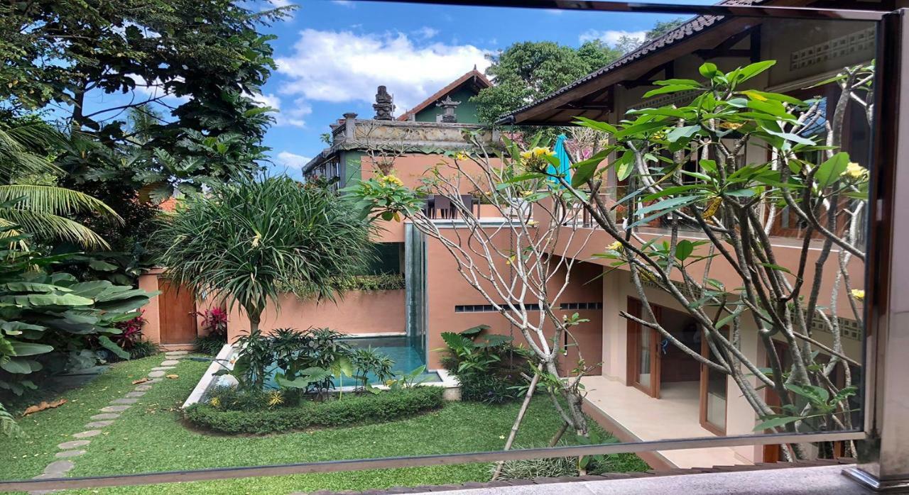 Villa Kembar Ubud Buitenkant foto