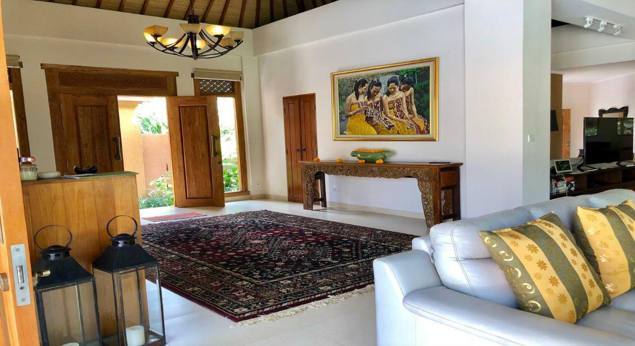 Villa Kembar Ubud Buitenkant foto