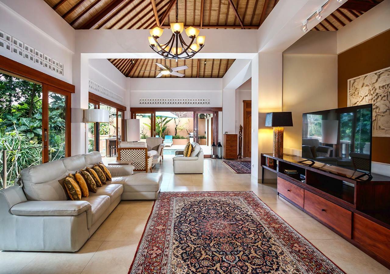 Villa Kembar Ubud Buitenkant foto