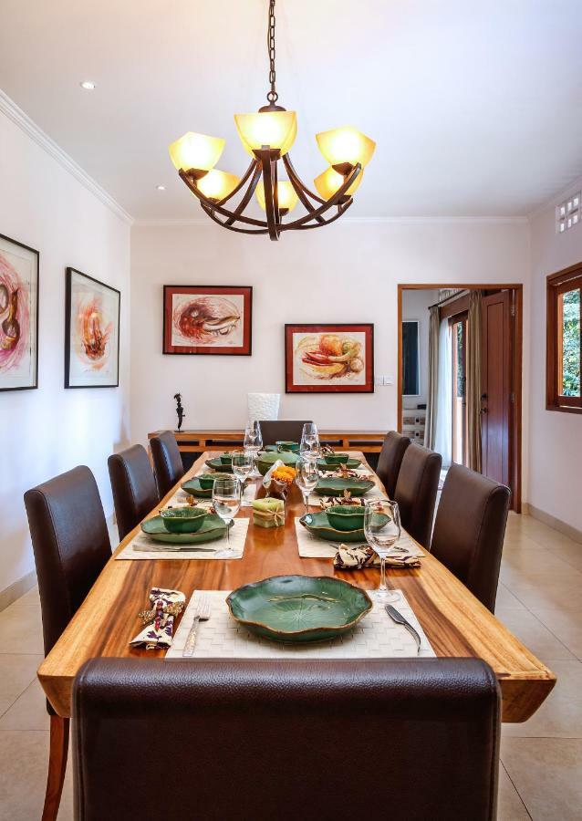 Villa Kembar Ubud Buitenkant foto